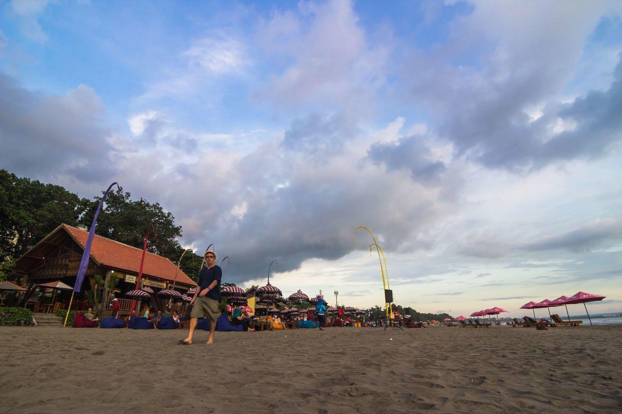 Puri Wisata Balinese Style Hotel Seminyak Eksteriør bilde